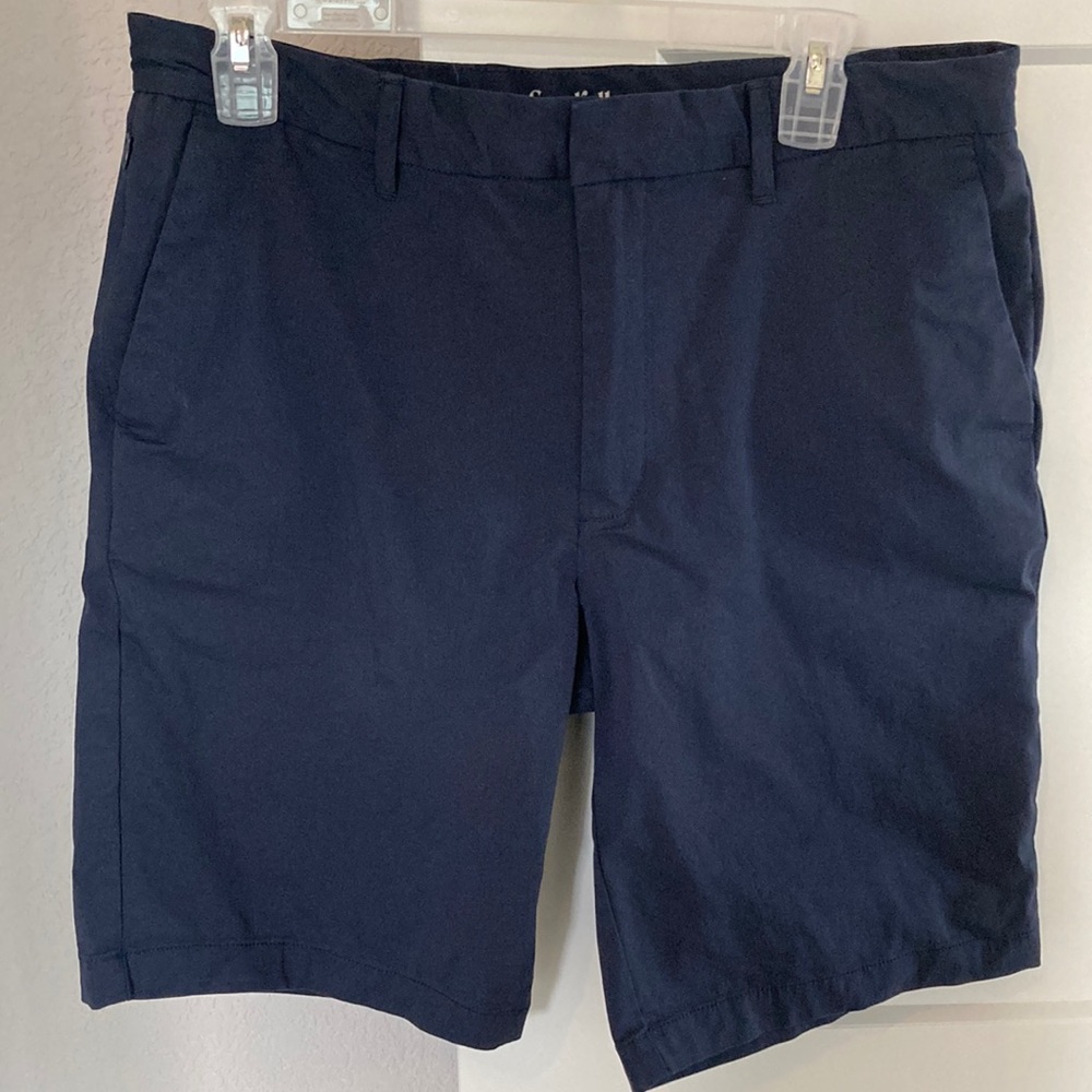 Men’s Goodfellow Linden Tech 10.5” Inseam Shorts Size 34 Navy Blue